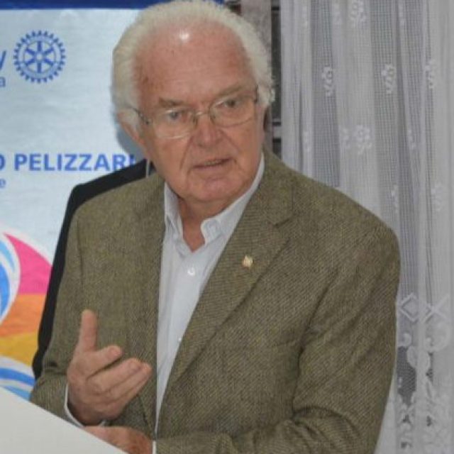 Miescelau Surek